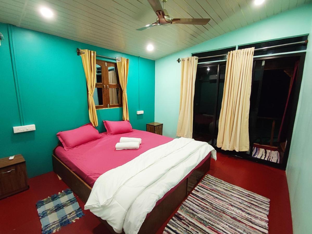Casa Fiesta Sea Front Beach Huts Patnem Beach Kültér fotó