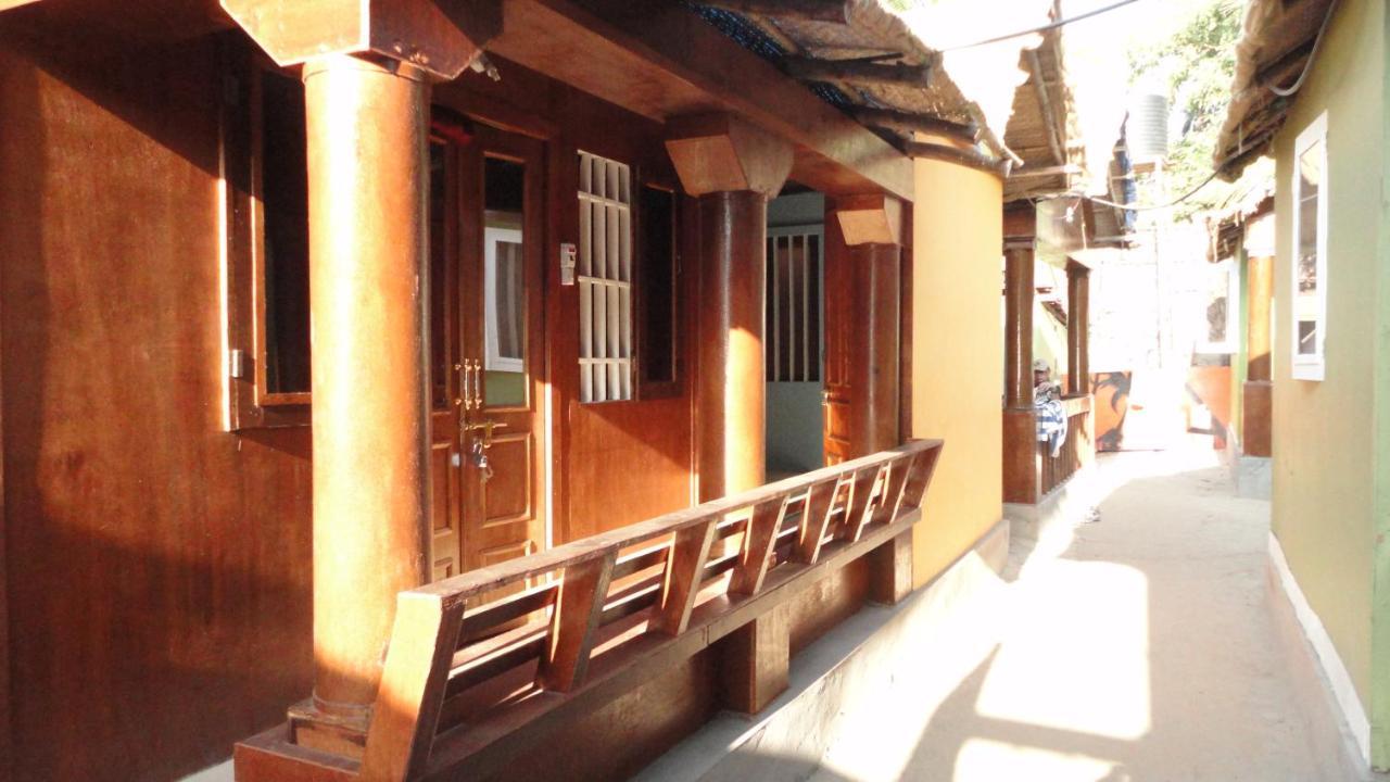 Casa Fiesta Sea Front Beach Huts Patnem Beach Kültér fotó